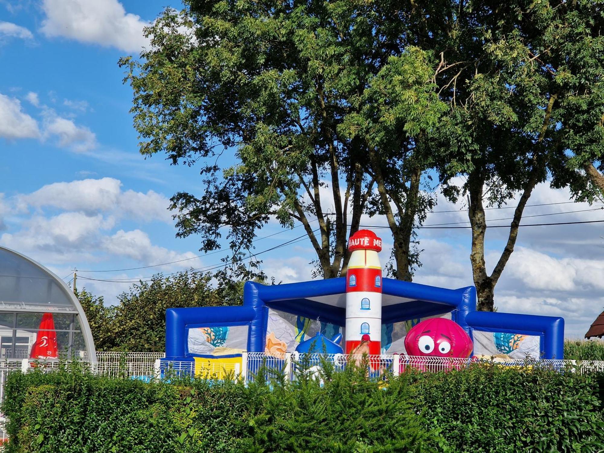 Camping Le Clos De Balleroy Zewnętrze zdjęcie