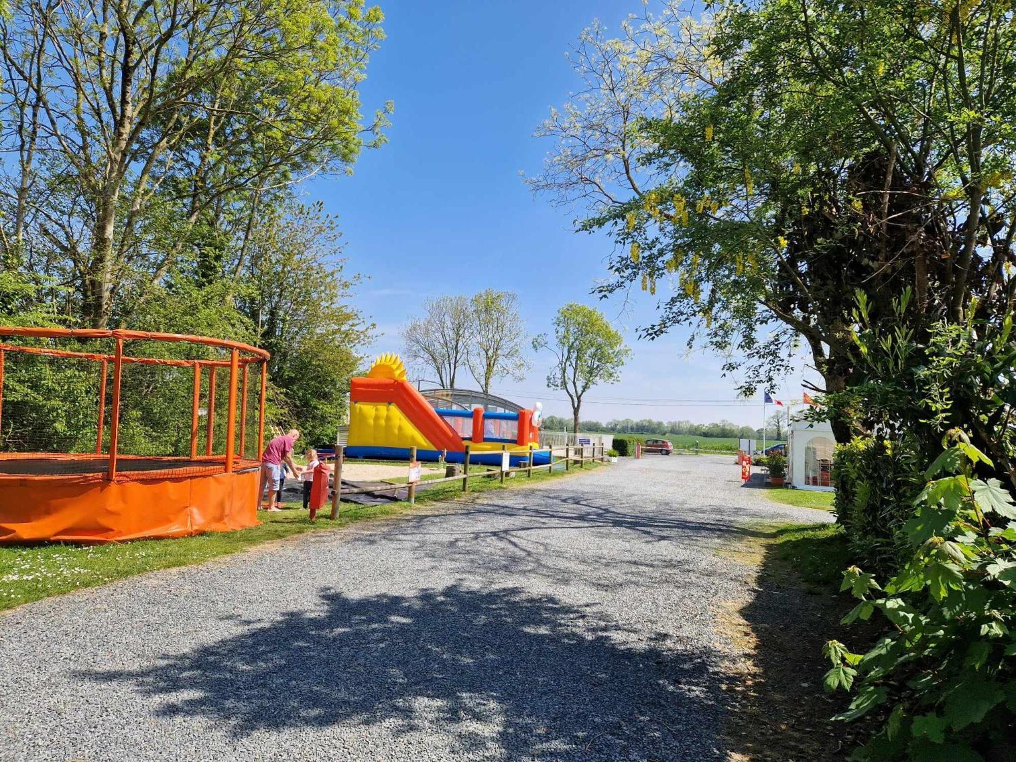 Camping Le Clos De Balleroy Zewnętrze zdjęcie