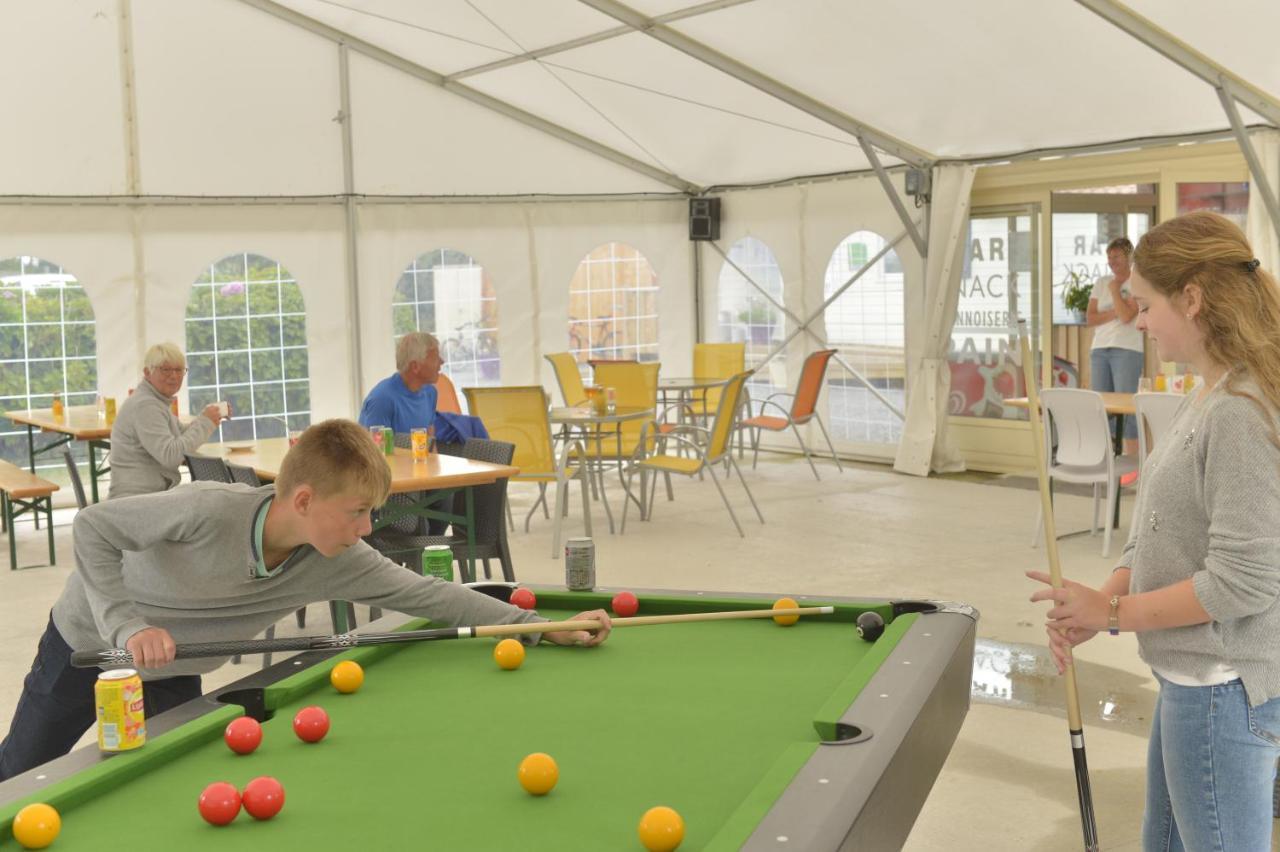 Camping Le Clos De Balleroy Zewnętrze zdjęcie