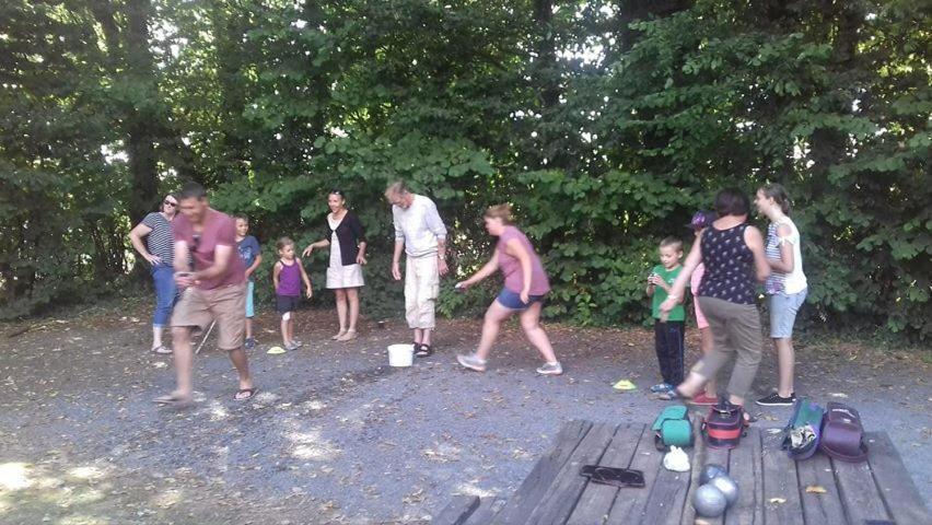Camping Le Clos De Balleroy Zewnętrze zdjęcie